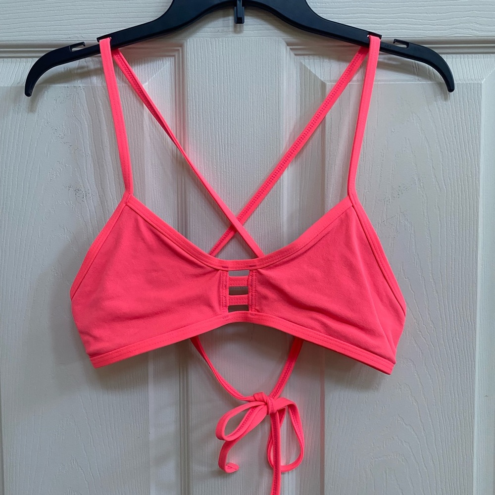 NEON PINK JOLYN Tomcat Top
